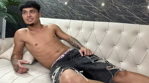 MarkosMateo's live cam