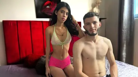 ThomasAndVanesa's live cam